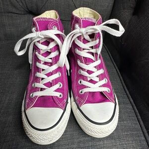 Converse magenta Pink High-Top Sneakers, women’s 6